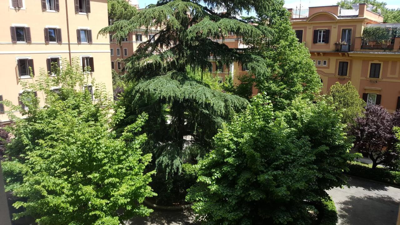 Bed & Breakfast A Casa Di Lia A Roma 外观 照片