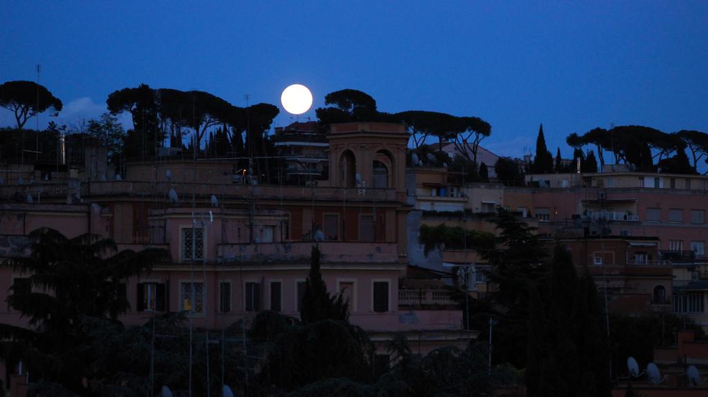 Bed & Breakfast A Casa Di Lia A Roma 外观 照片