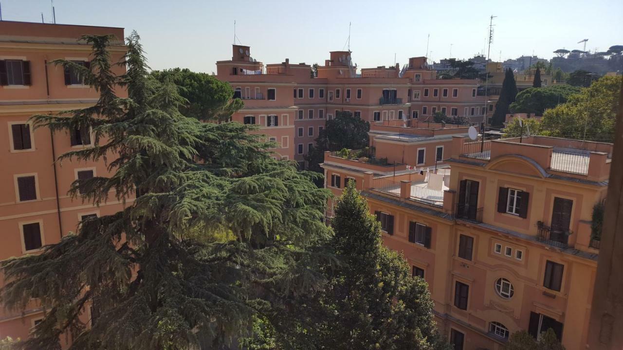 Bed & Breakfast A Casa Di Lia A Roma 外观 照片