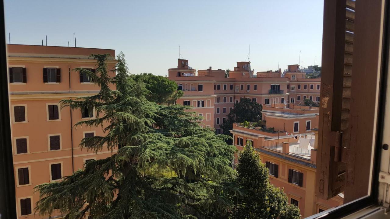Bed & Breakfast A Casa Di Lia A Roma 外观 照片